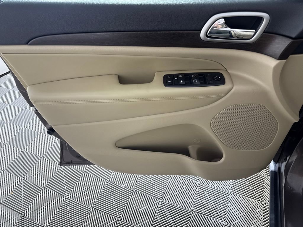 Used 2018 Jeep Grand Cherokee Laredo image 10