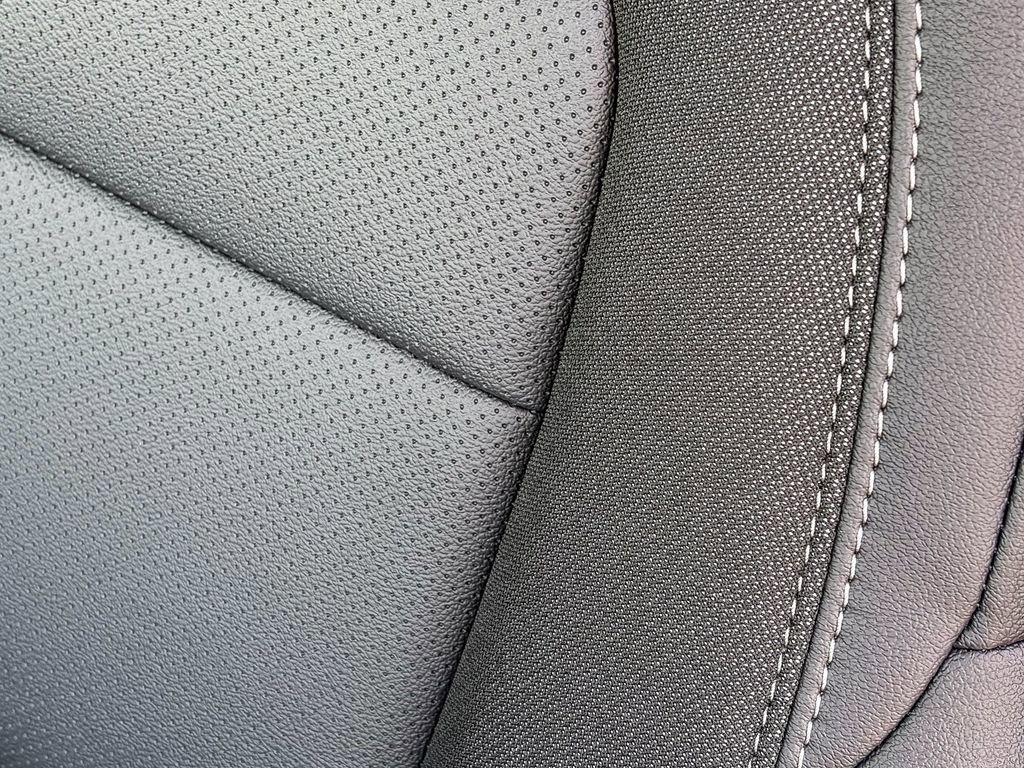 New 2026 Chevrolet Equinox EV LT image 23