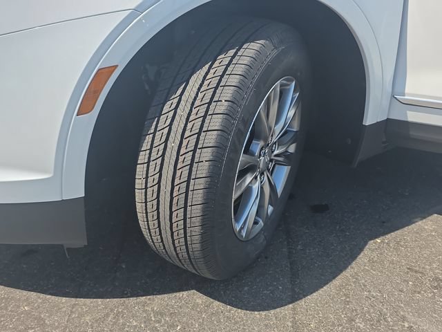 Certified 2023 Cadillac XT5 Premium Luxury AWD/4WD image 34