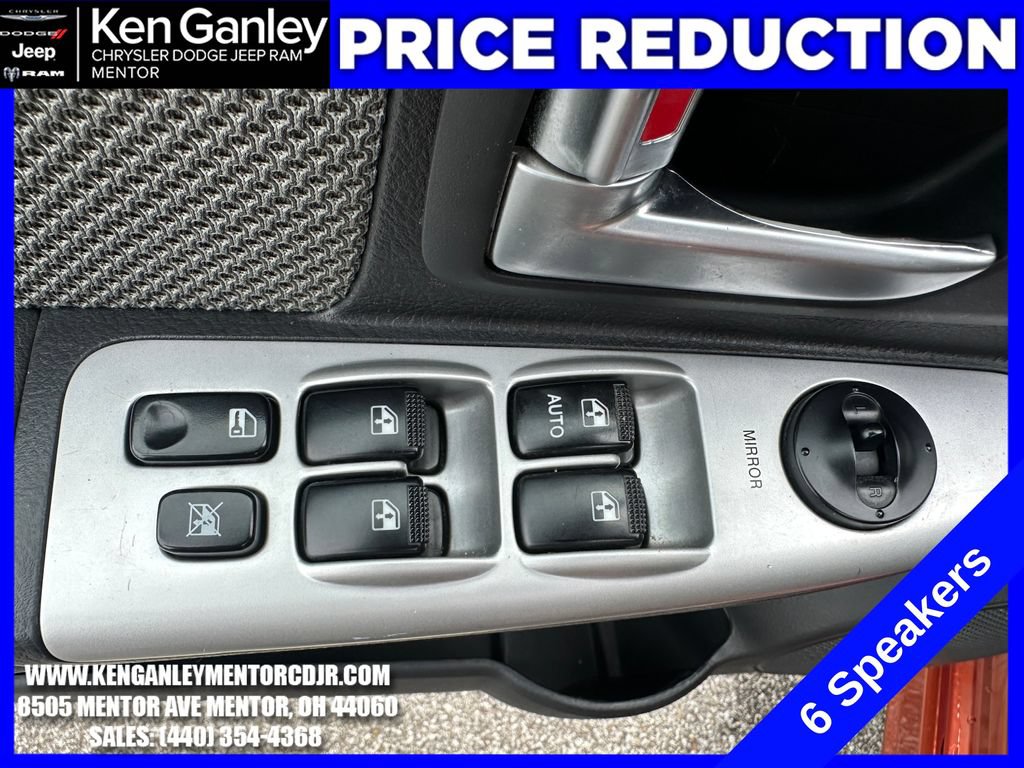 Used 2009 Kia Spectra5 SX FWD image 12
