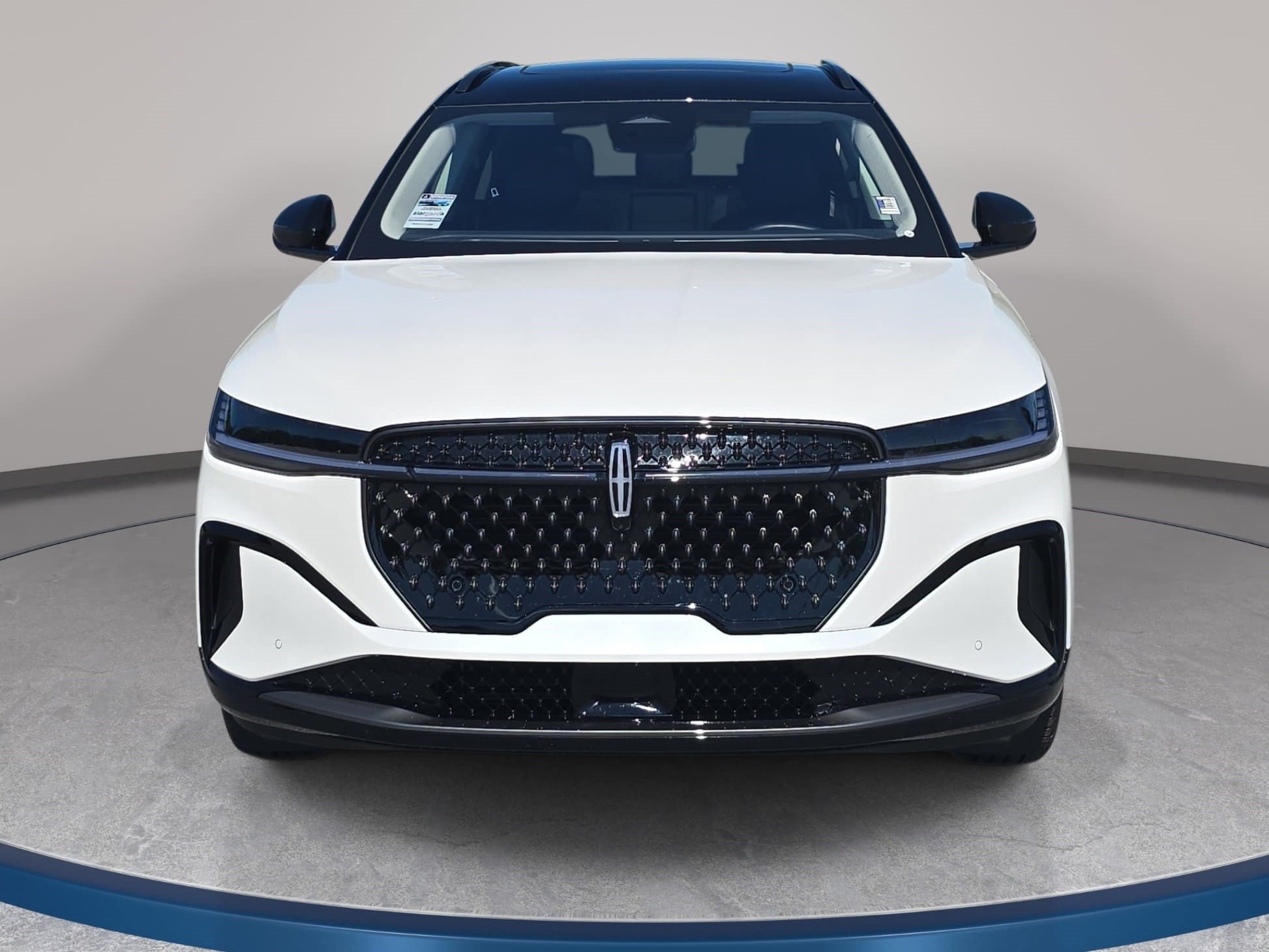 New 2026 Lincoln Nautilus Reserve w/ Jet Appearance Package AWD/4WD image 2