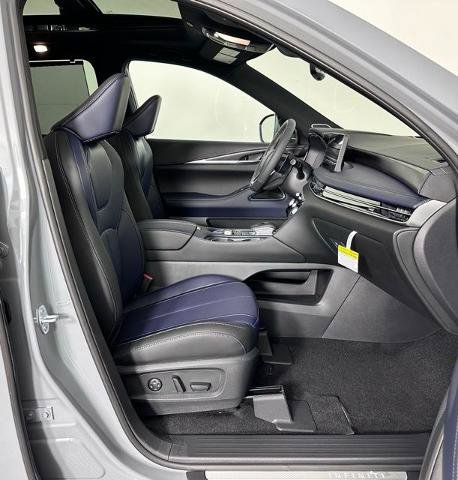 Certified 2026 INFINITI QX60 Sport w/ Dark Cargo Package image 30