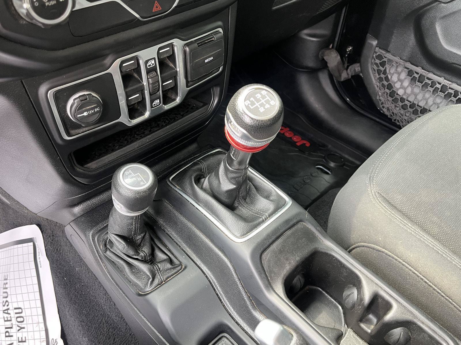 Used 2020 Jeep Gladiator Sport w/ Quick Order Package 23S AWD/4WD image 30