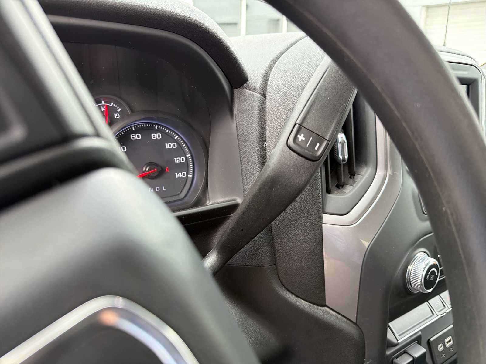 Used 2023 GMC Sierra 3500 Pro w/ Convenience Package AWD/4WD image 16