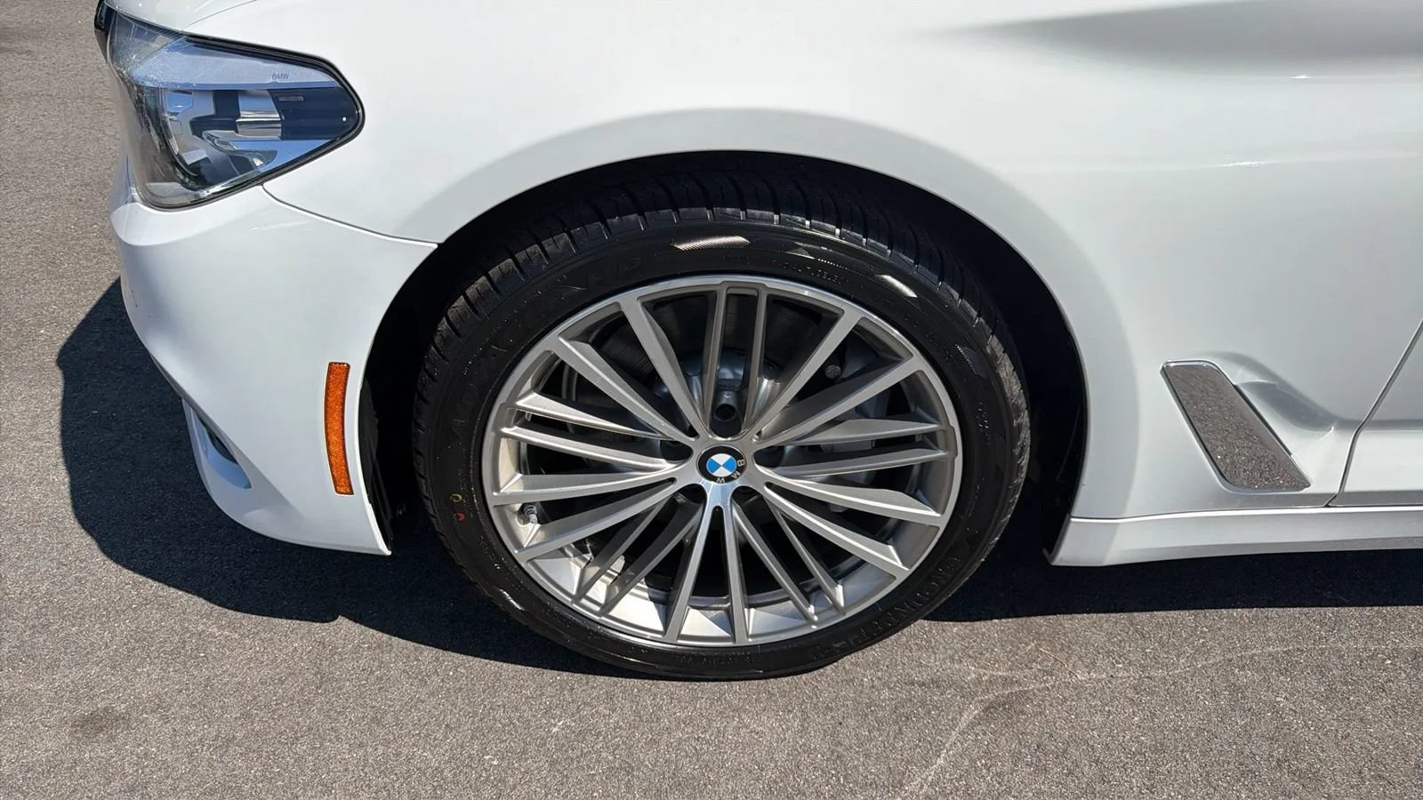 Used 2018 BMW 530i w/ Premium Package RWD image 35