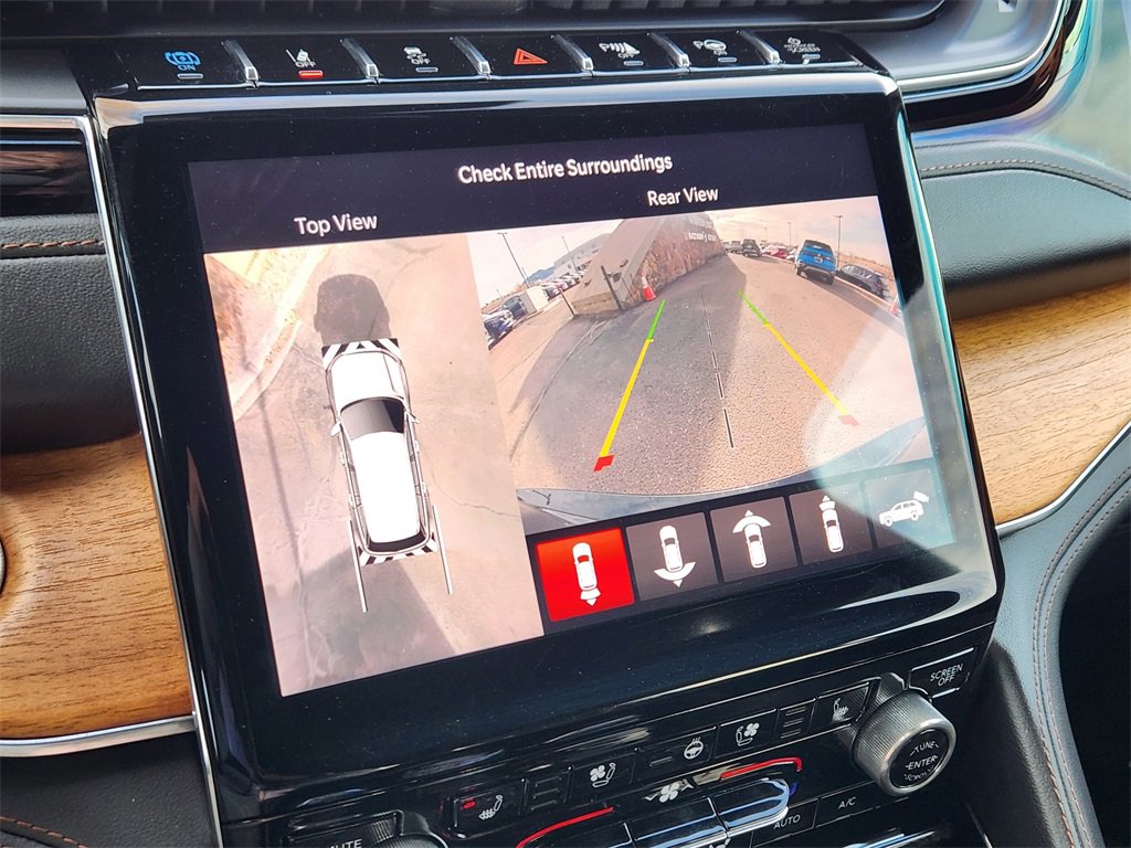 Used 2022 Jeep Grand Cherokee Summit image 13