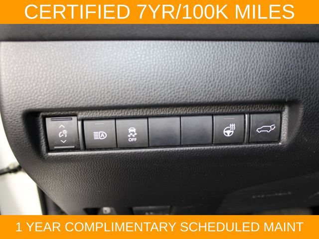 Used 2021 Toyota Venza XLE w/ Softex Package AWD/4WD image 18