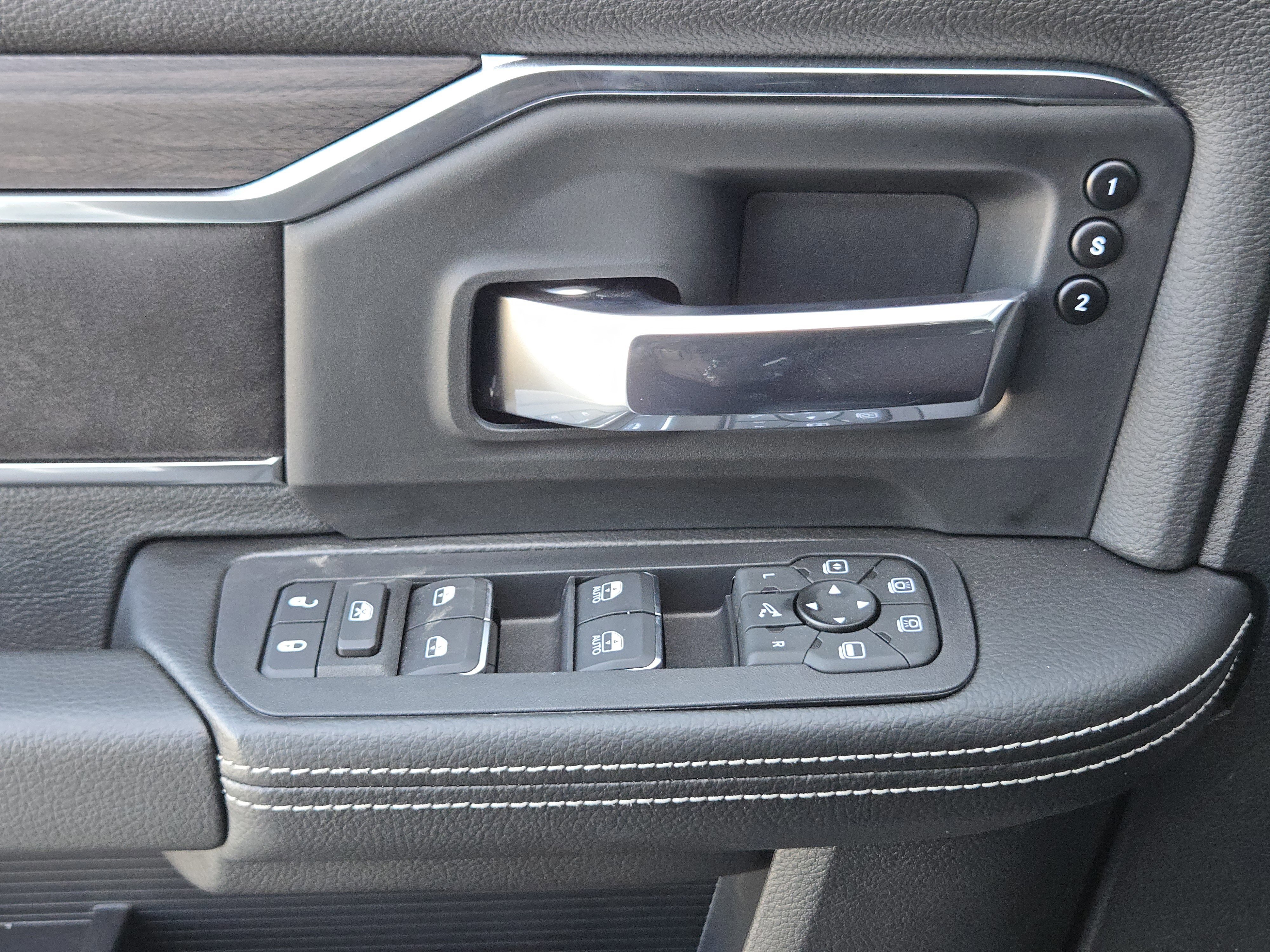 New 2026 RAM 2500 Laramie w/ Night Edition image 19