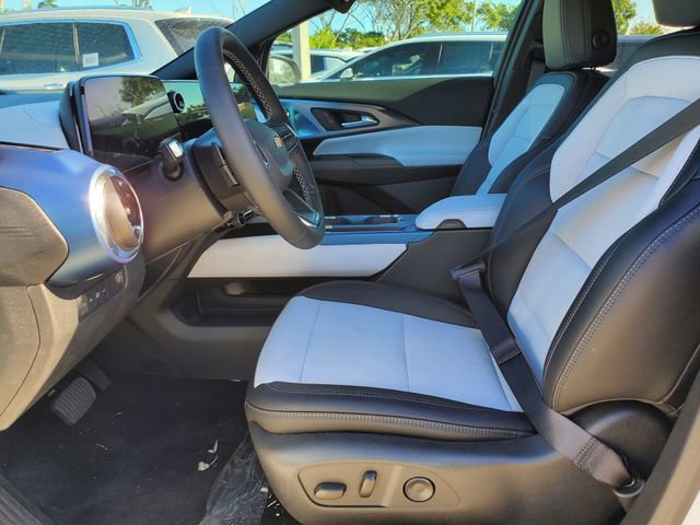 New 2026 Chevrolet Equinox EV LT image 8