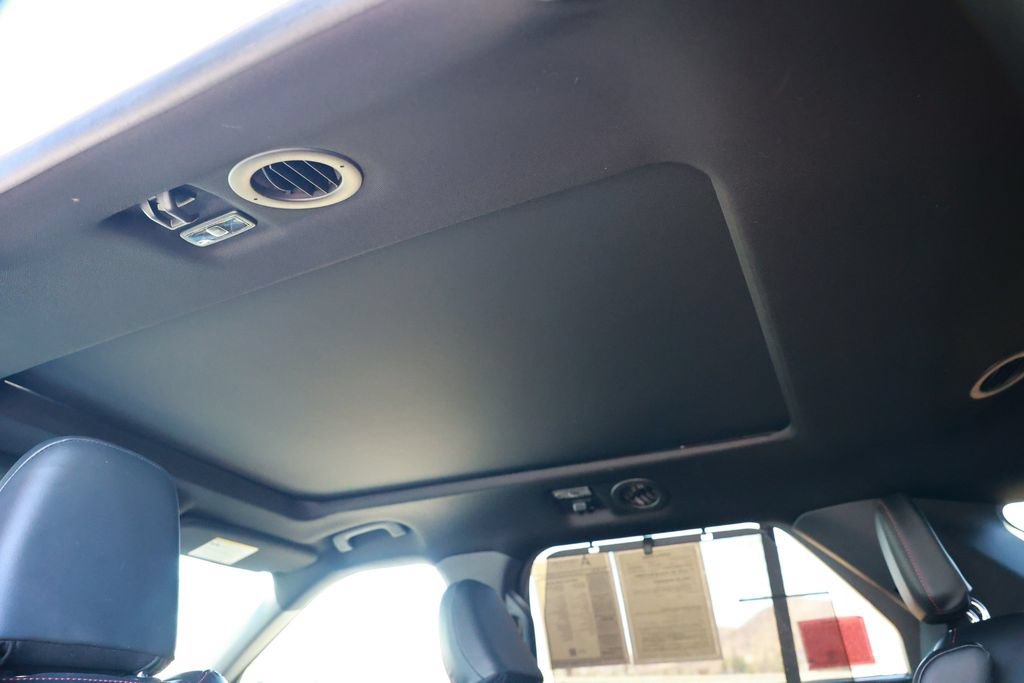 Used 2025 Ford Explorer ST AWD/4WD image 38