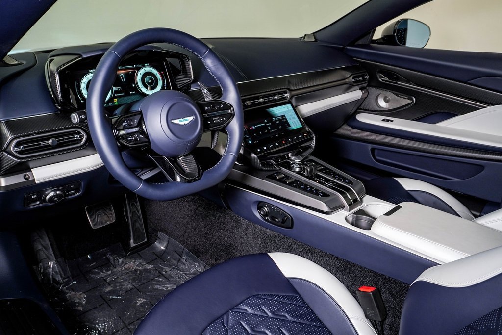 New 2025 Aston Martin Vanquish image 24