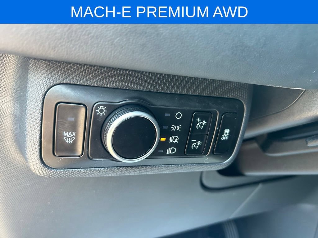 Certified 2023 Ford Mustang Mach-E Premium AWD/4WD image 18