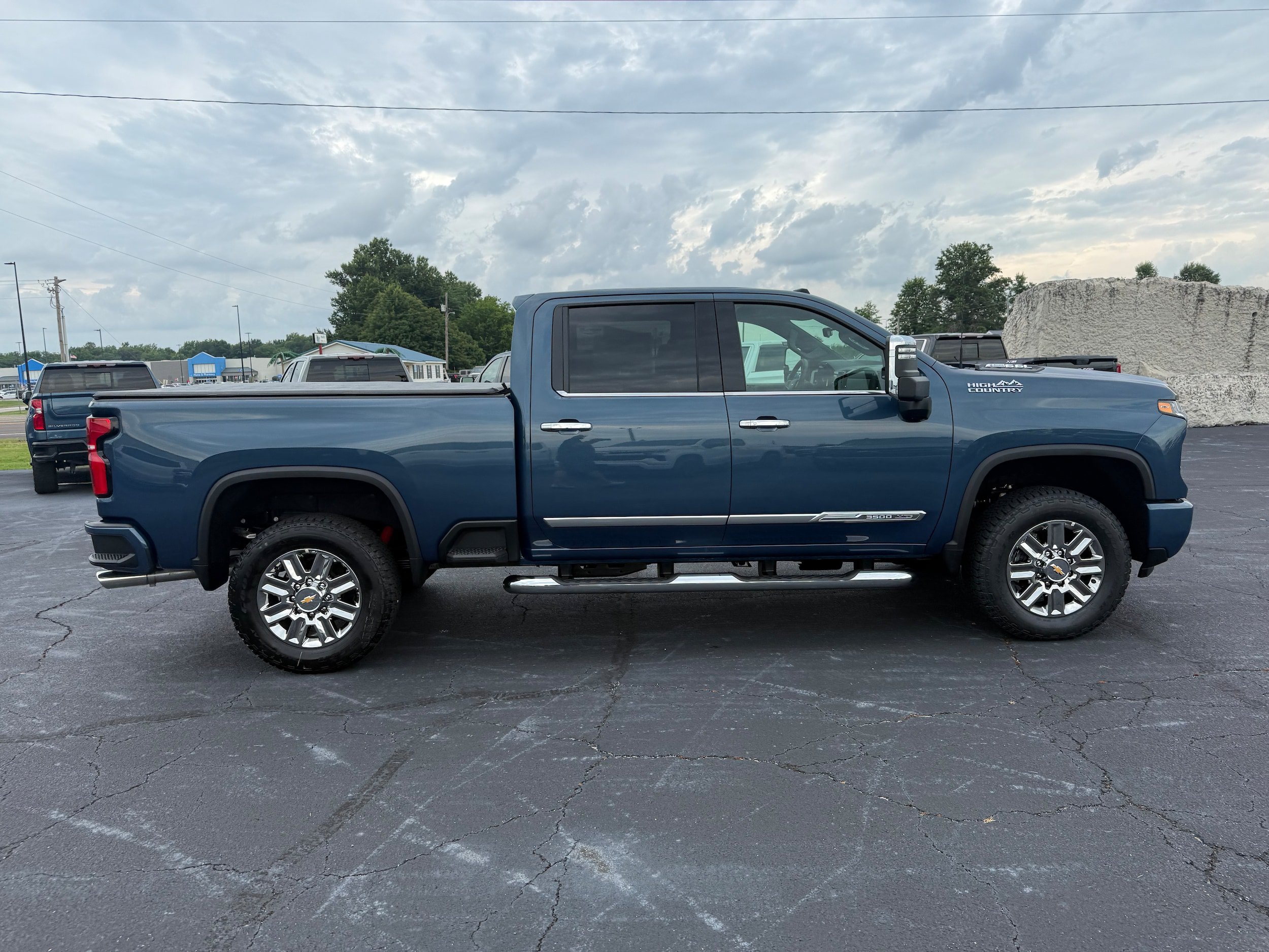 New 2026 Chevrolet Silverado 3500 High Country w/ High Country Premium Package AWD/4WD image 28