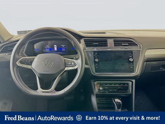 Used 2024 Volkswagen Tiguan SE w/ Panoramic Sunroof Package AWD/4WD image 23