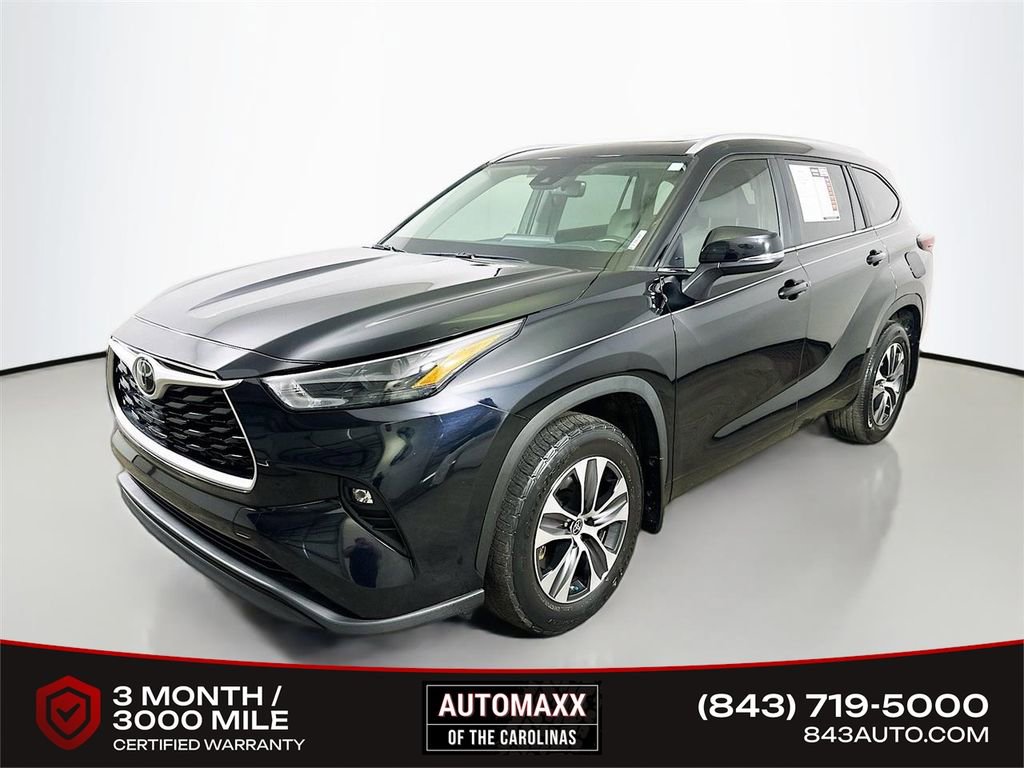 Used 2024 Toyota Highlander XLE