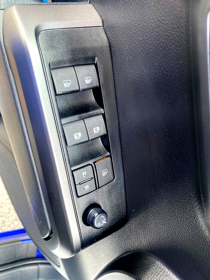 Used 2022 Toyota Tacoma TRD Off-Road image 13