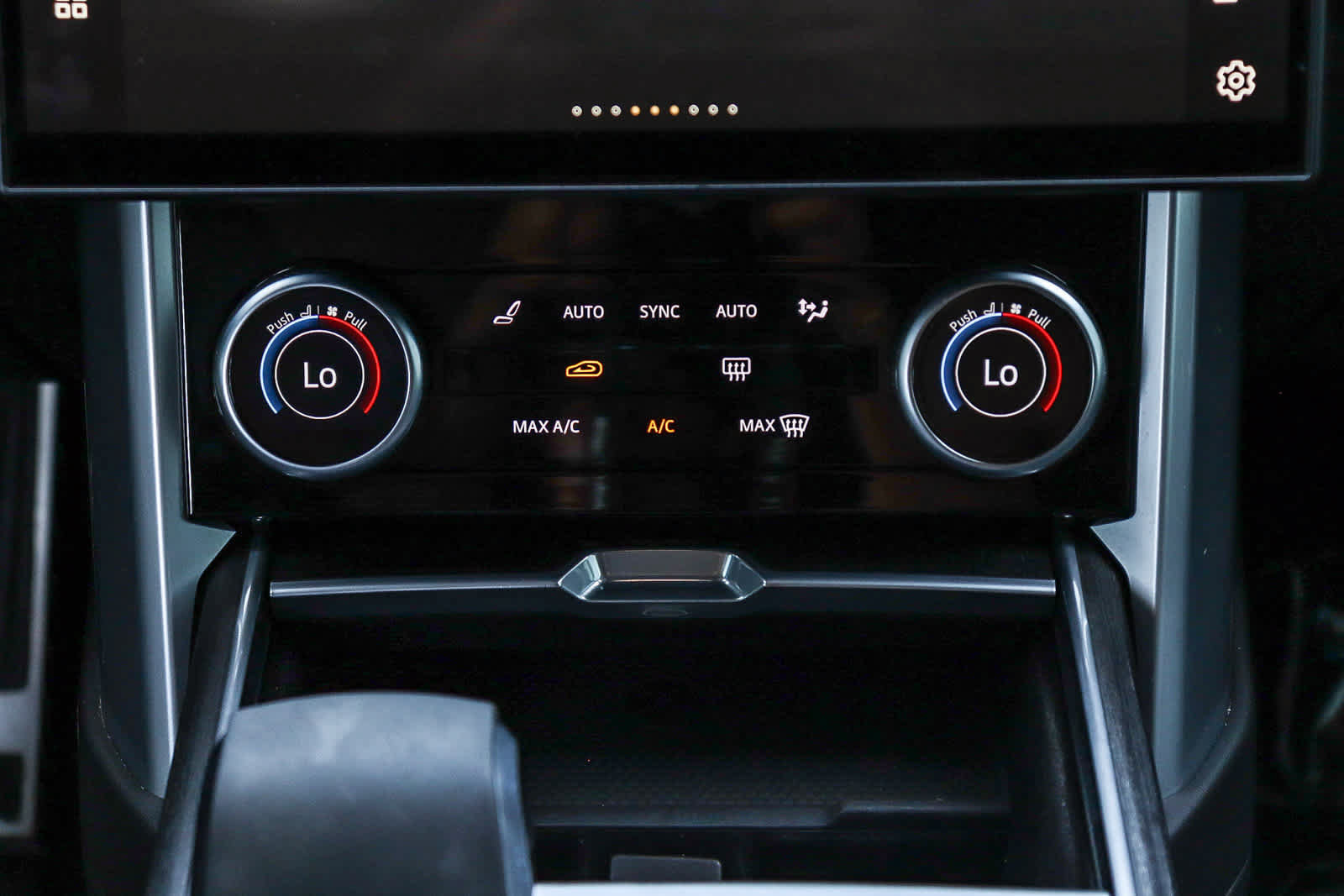 Used 2023 Land Rover Range Rover SE AWD/4WD image 19