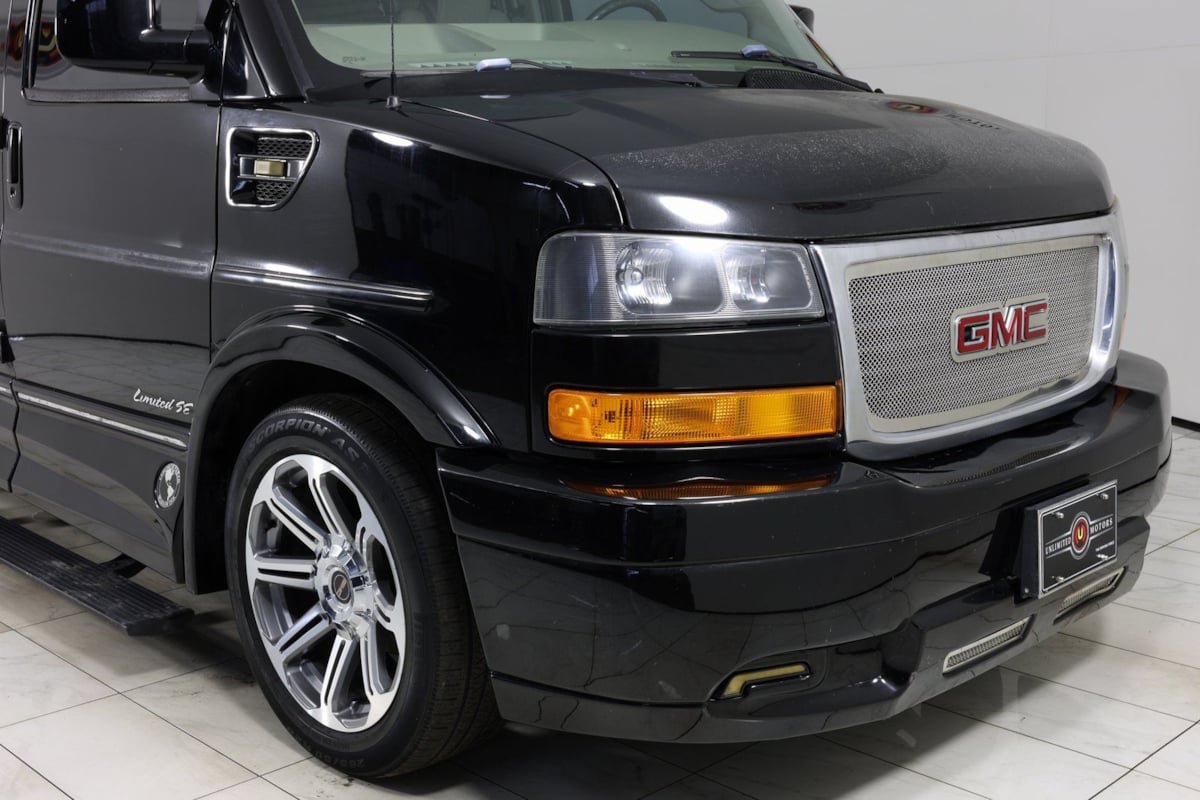 Used 2016 GMC Savana 2500 RWD image 37