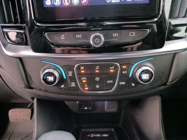 Used 2023 Chevrolet Traverse LT image 21