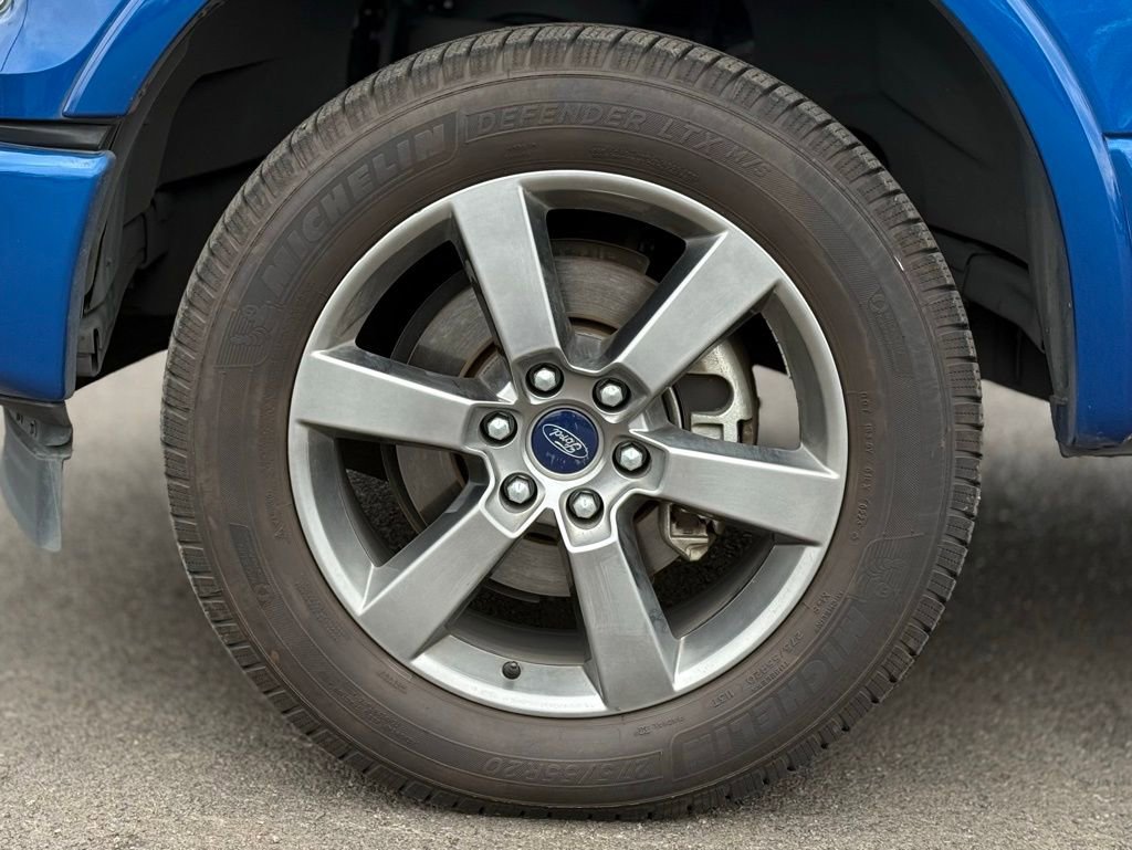 Used 2017 Ford F150 Lariat w/ Equipment Group 502A Luxury AWD/4WD image 9