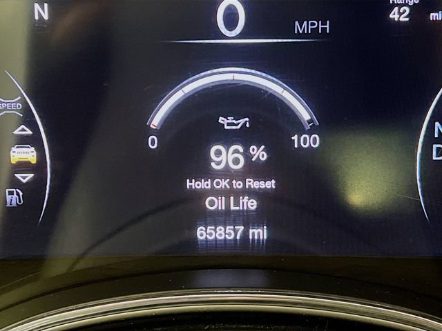 Used 2021 Jeep Grand Cherokee Laredo AWD/4WD image 15