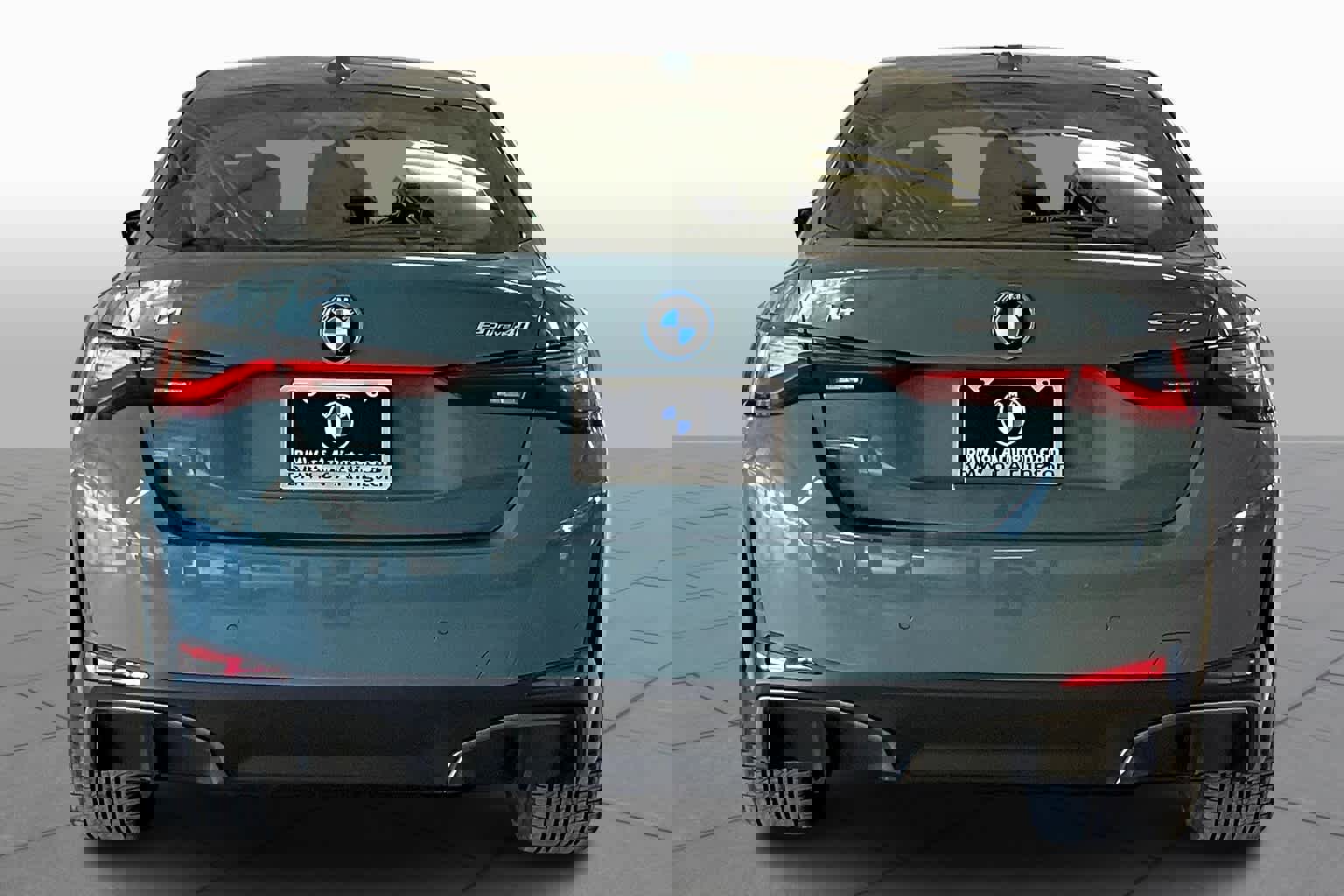 Used 2025 BMW i4 eDrive40 w/ Premium Package image 4