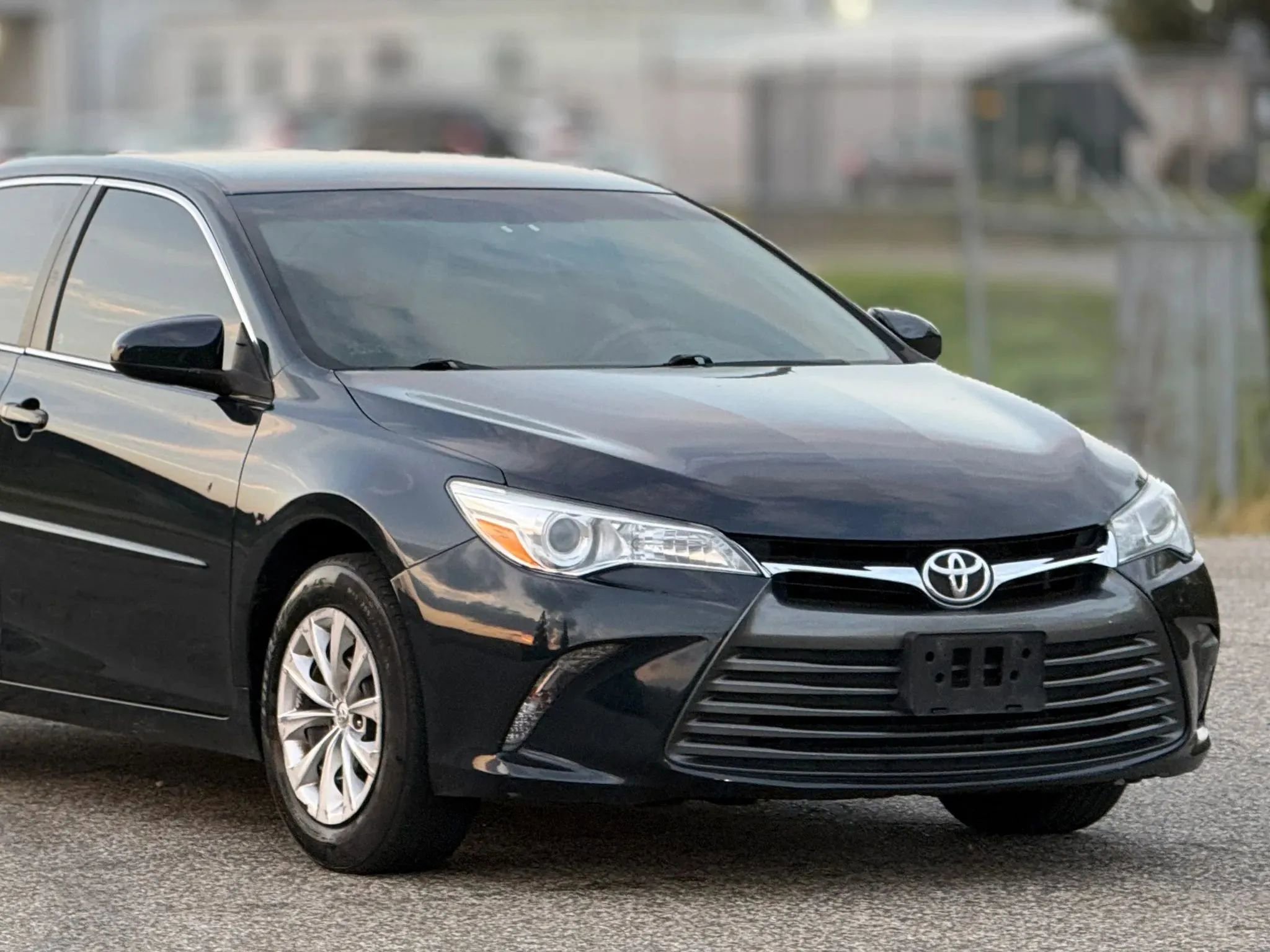 Used 2015 Toyota Camry LE image 15