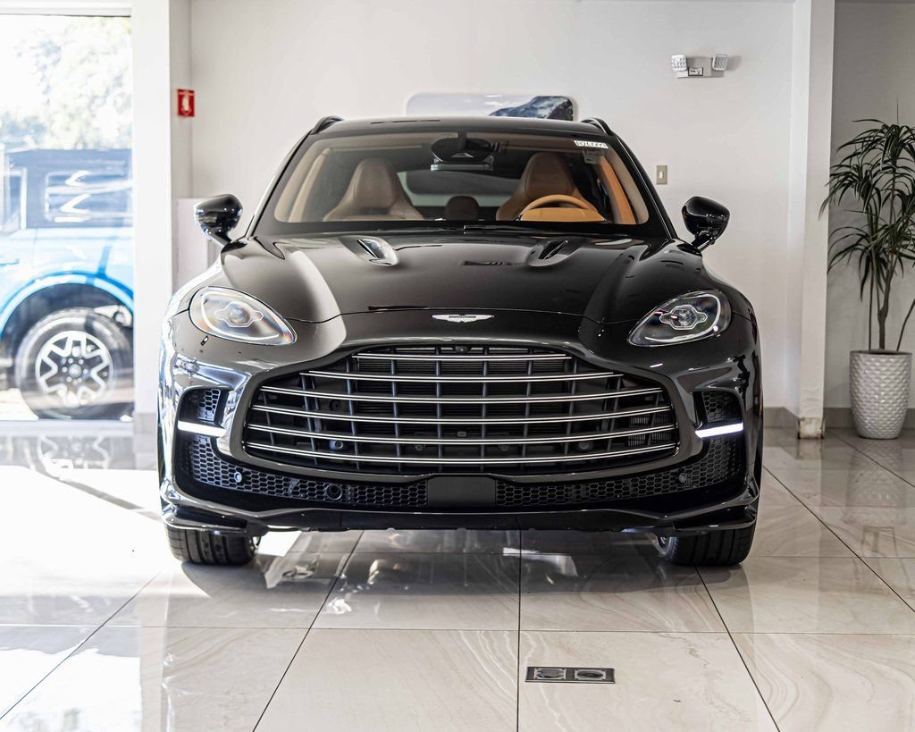 New 2026 Aston Martin DBX 707 AWD/4WD image 2