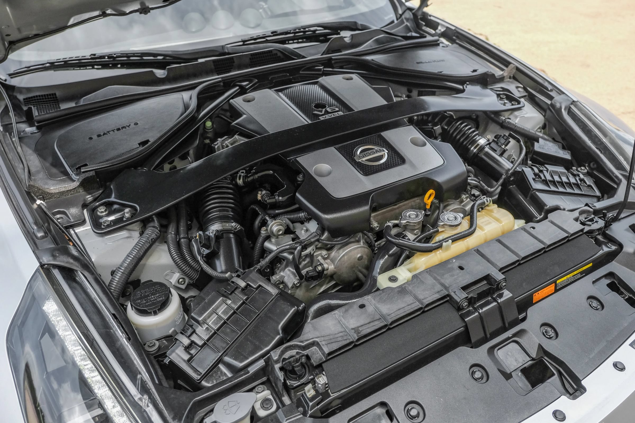 Used 2014 Nissan 370Z Coupe RWD image 35