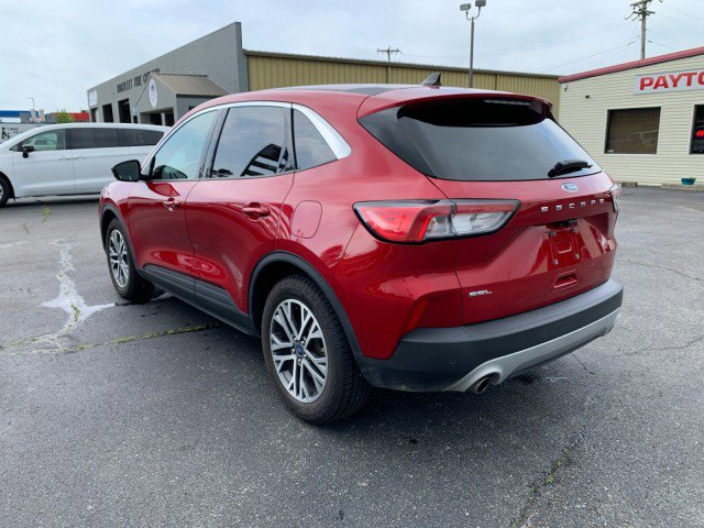 Used 2022 Ford Escape SEL image 2
