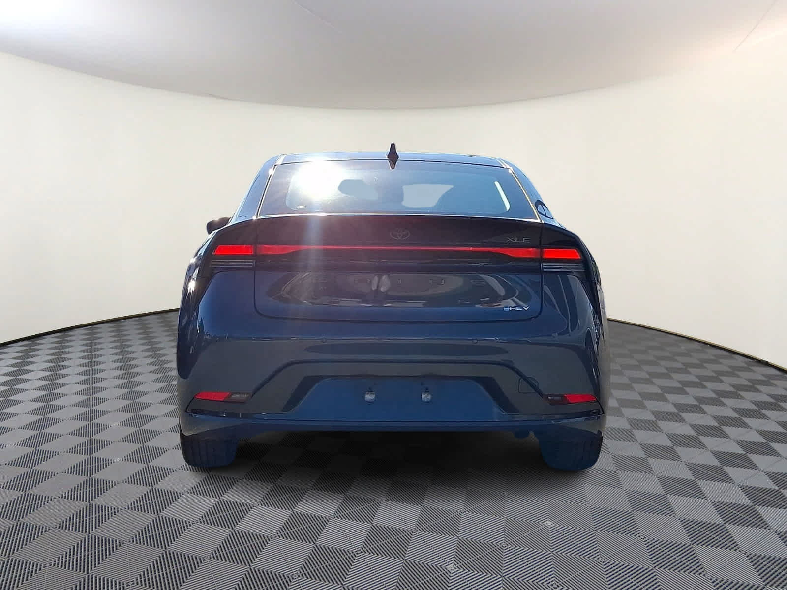 Certified 2023 Toyota Prius XLE FWD image 6