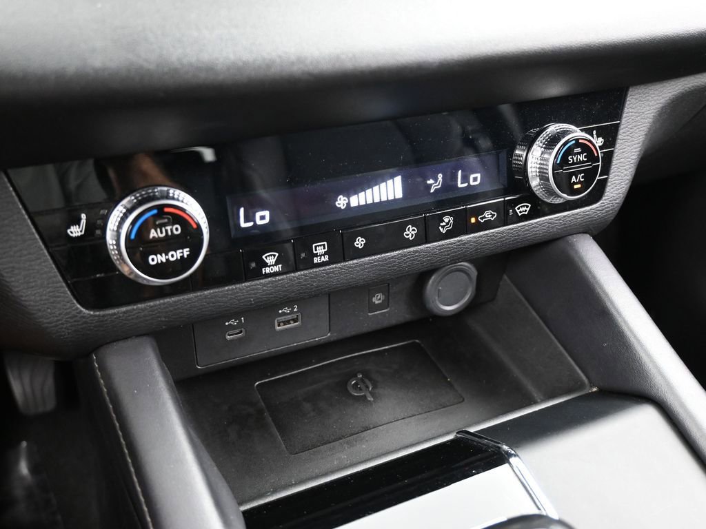 Used 2022 Mitsubishi Outlander SE image 28