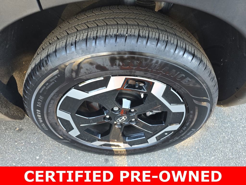 Used 2025 Hyundai Santa Fe SEL FWD image 35