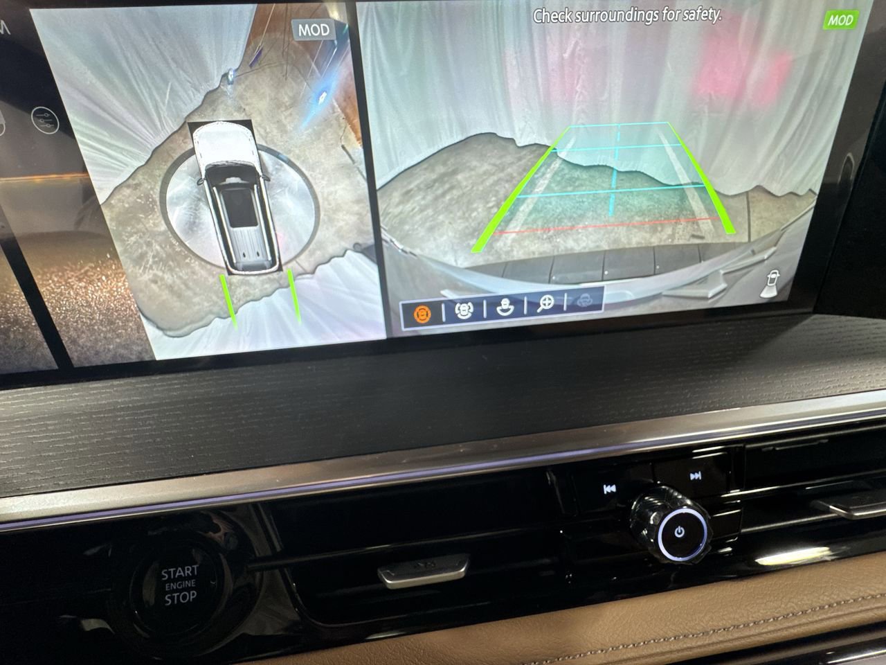 New 2025 INFINITI QX80 Sensory AWD/4WD image 22