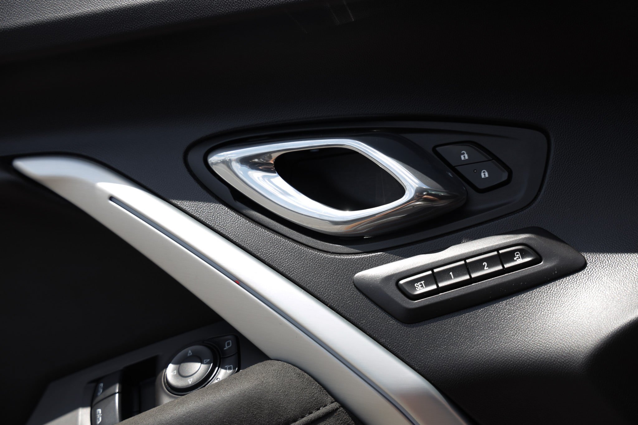 Used 2016 Chevrolet Camaro SS RWD image 44