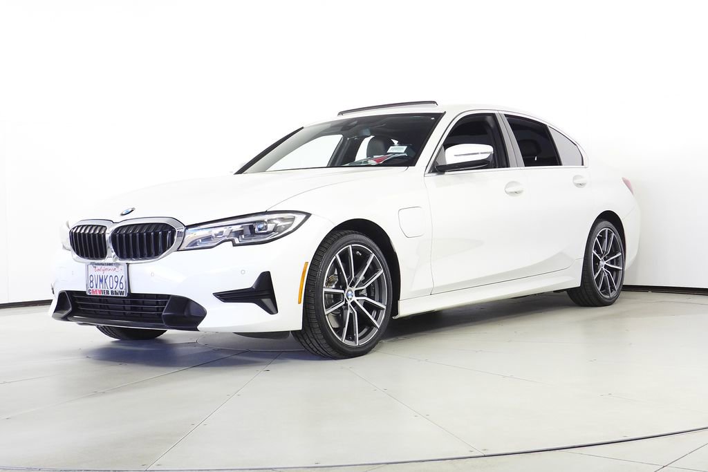 Used 2021 BMW 330e 330e iPerformance w/ Convenience Package image 2