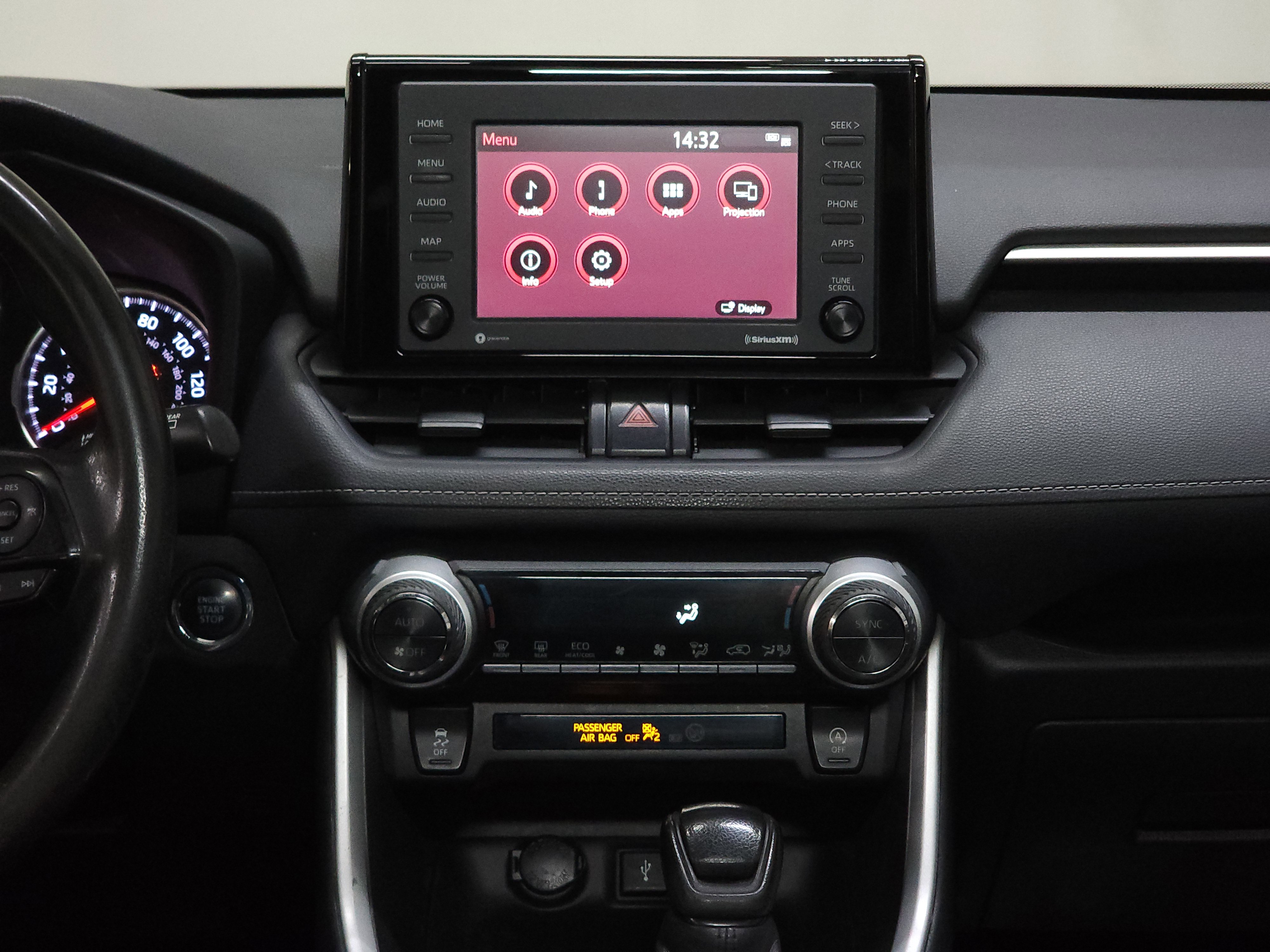 Used 2021 Toyota RAV4 XLE image 26