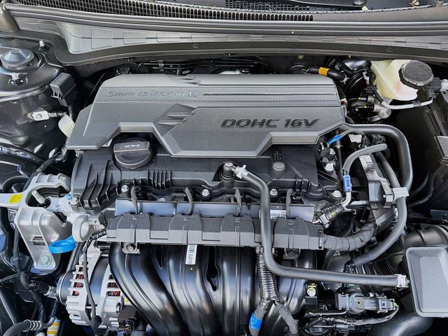 New 2026 Hyundai Elantra Limited image 32