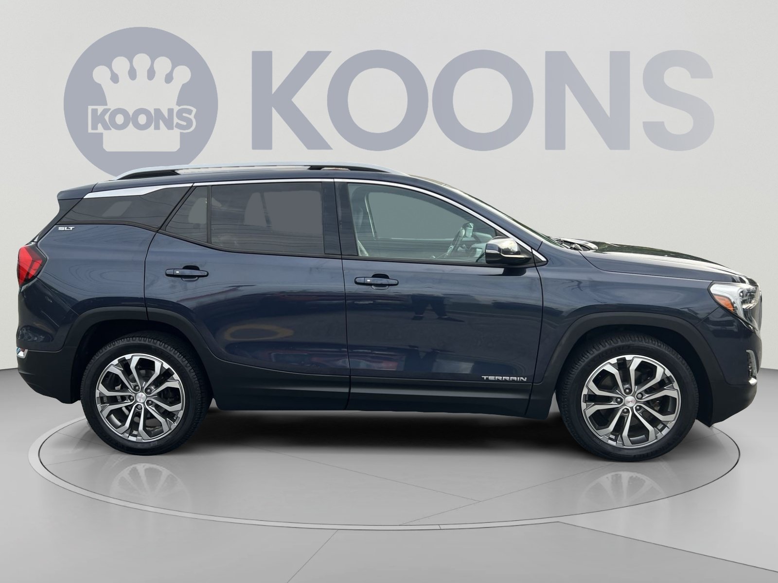 Used 2019 GMC Terrain SLT w/ Preferred Package FWD image 8