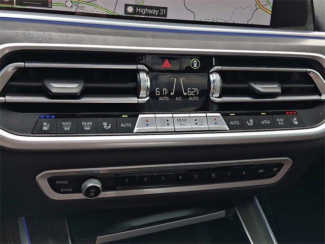 Used 2022 BMW X5 M50i image 21