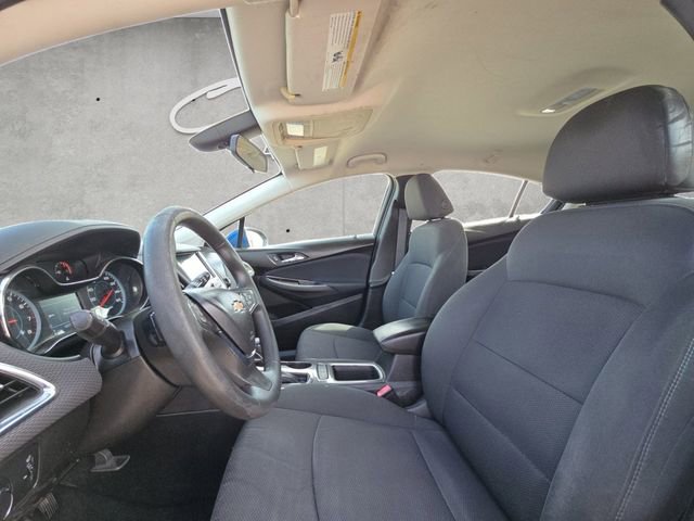 Used 2017 Chevrolet Cruze LT w/ Convenience Package image 19