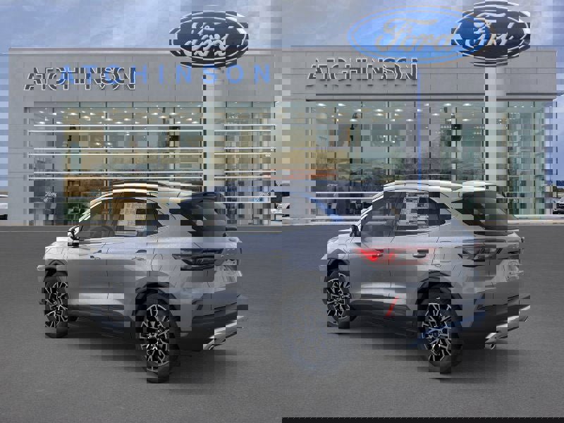 New 2025 Ford Escape SE w/ PHEV Premium Package image 4