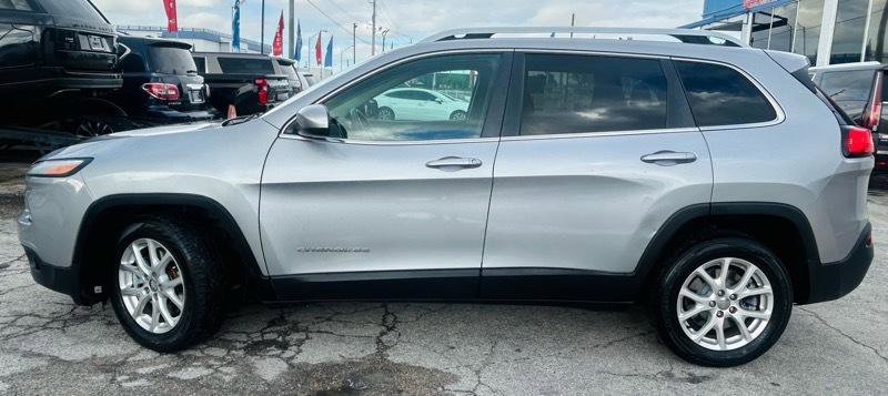 Used 2014 Jeep Cherokee Latitude image 2