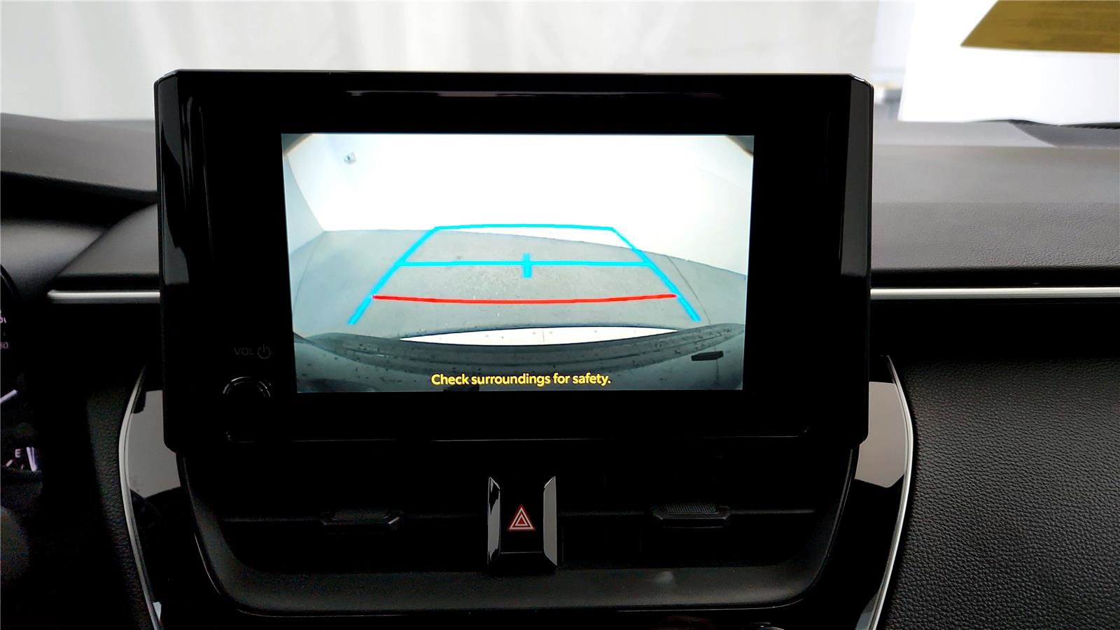 Used 2023 Toyota Corolla LE w/ Carpet Mat Package (TMS) image 31