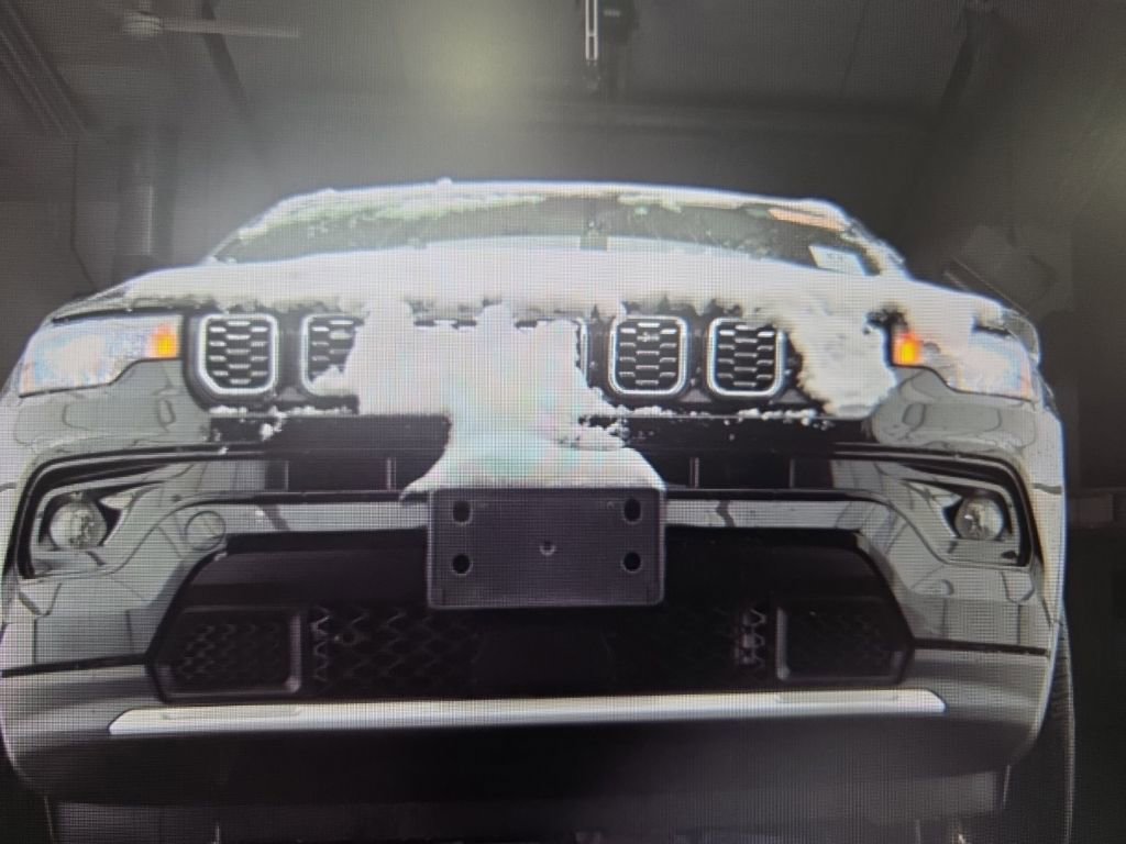 Used 2024 Jeep Compass Limited image 15