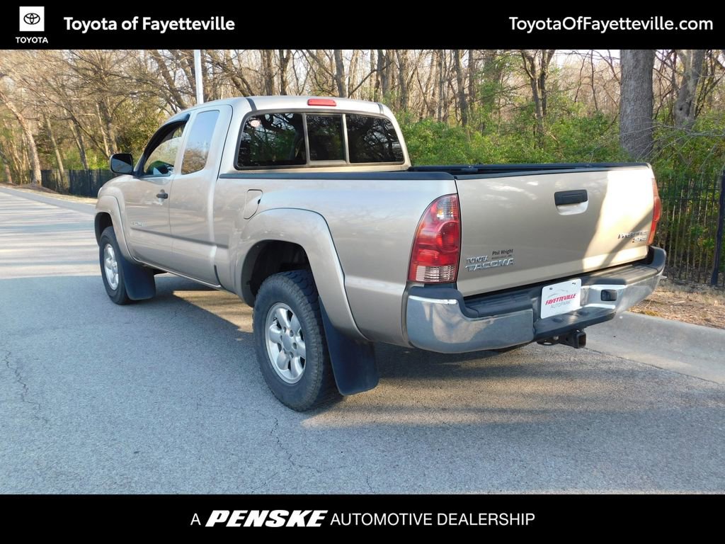 Used 2008 Toyota Tacoma PreRunner image 3