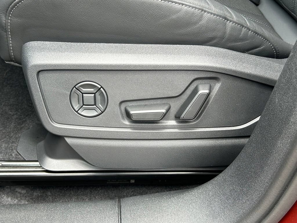 Certified 2025 Audi Q5 Prestige AWD/4WD image 20