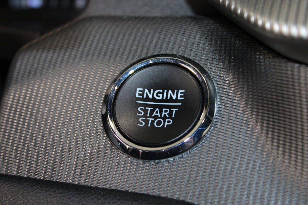 Used 2025 Ford Explorer ST-Line AWD/4WD image 28