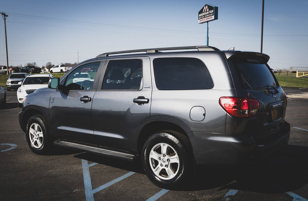 Used 2017 Toyota Sequoia SR5 image 21