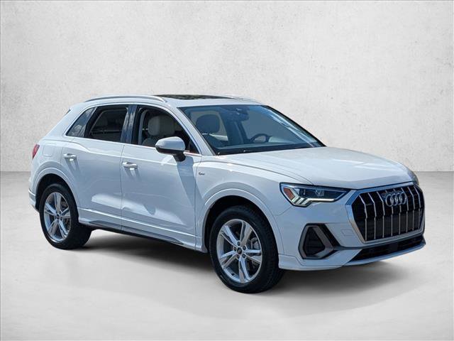 Certified 2024 Audi Q3 2.0T Premium Plus AWD/4WD image 3